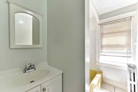 117 Fenwick St, Springfield, MA 01109 photo 10
