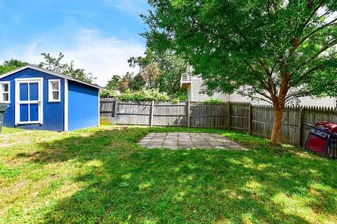 117 Fenwick St, Springfield, MA 01109 photo 16