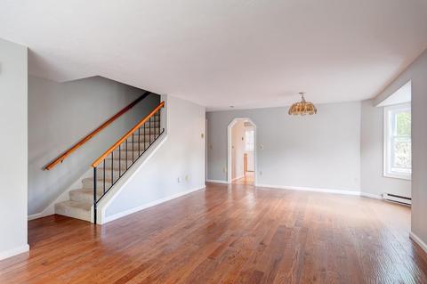 14 Jonathan Cir, Worcester, MA 01604 photo 3