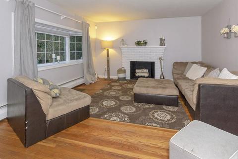 24 Warren St E, Raynham, MA 02767 photo 11