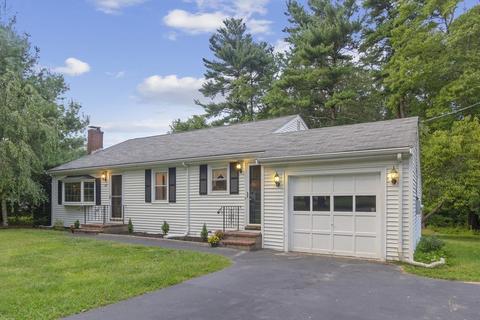 24 Warren St E, Raynham, MA 02767 photo 3