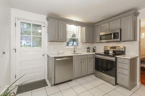 24 Warren St E, Raynham, MA 02767 photo 6