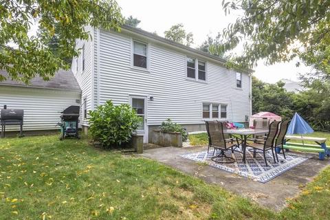 24 Warren St E, Raynham, MA 02767 photo 2