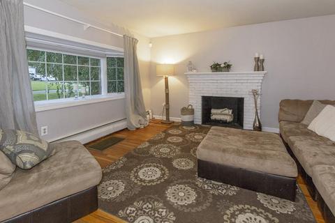 24 Warren St E, Raynham, MA 02767 photo 10