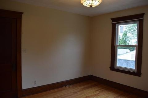 100 Milton St, Springfield, MA 01151 photo 18