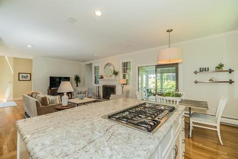 7 Fox Run Ln, Marblehead, MA 01945 photo 6