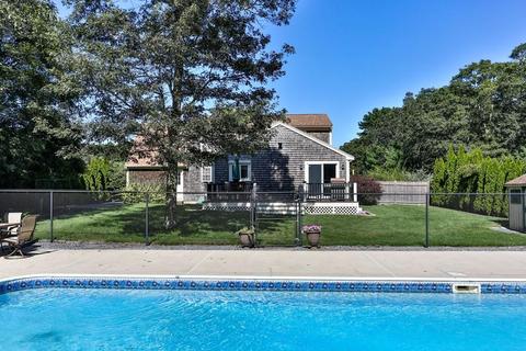32 Sheffield Pl, Mashpee, MA 02649 photo 1