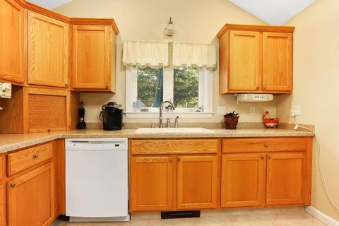 32 Sheffield Pl, Mashpee, MA 02649 photo 18
