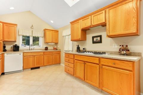32 Sheffield Pl, Mashpee, MA 02649 photo 16