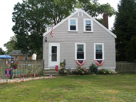 16 Ivy St, Wareham, MA 02571 photo 3