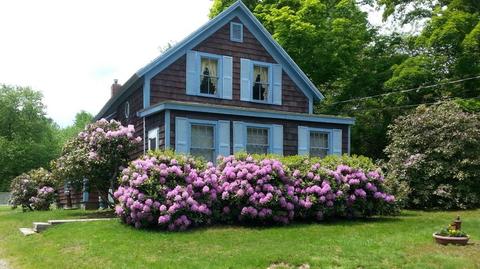 272 West St, Berlin, MA 01503 photo 1