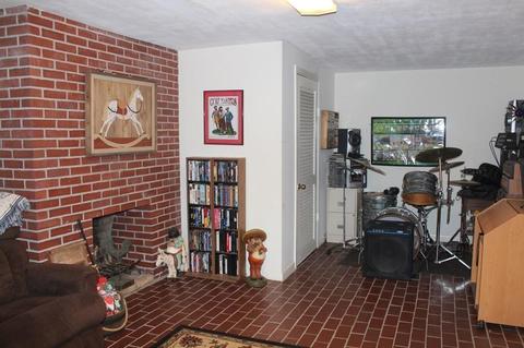 90 Mendon St, Upton, MA 01568 photo 25