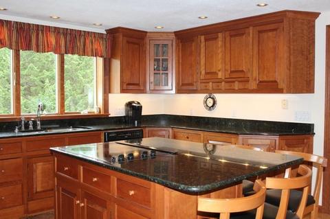 90 Mendon St, Upton, MA 01568 photo 5