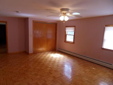 97 Whitins Rd, Sutton, MA 01590 photo 24