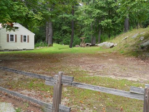 97 Whitins Rd, Sutton, MA 01590 photo 4