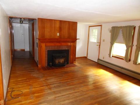 97 Whitins Rd, Sutton, MA 01590 photo 14