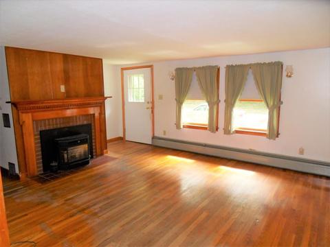 97 Whitins Rd, Sutton, MA 01590 photo 13