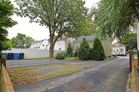 12 E Barrows St, Cumberland, RI 02864 photo 6
