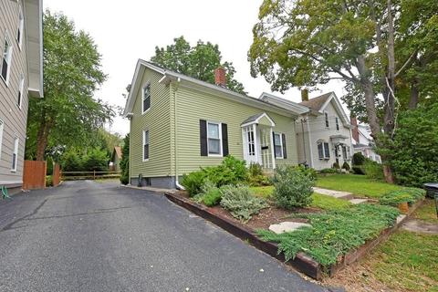 12 E Barrows St, Cumberland, RI 02864 photo 4