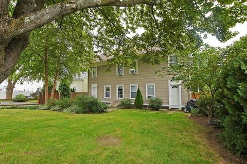12 E Barrows St, Cumberland, RI 02864 photo 10