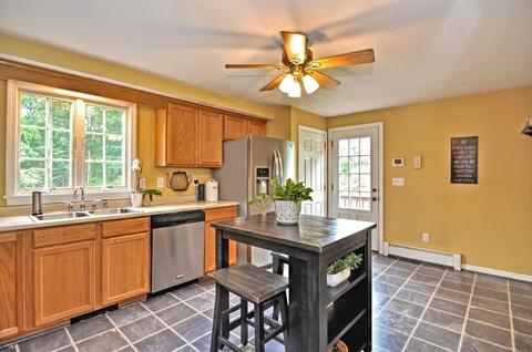 151 Cedar St, Sturbridge, MA 01518 photo 14