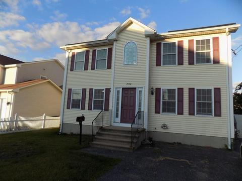 754 Rodman St, Fall River, MA 02721 photo 3