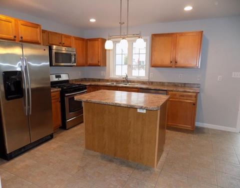 754 Rodman St, Fall River, MA 02721 photo 10