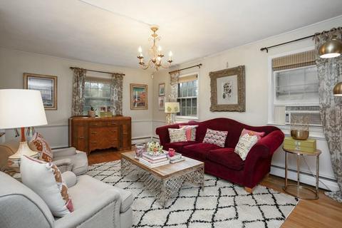 71 Cooley St, Springfield, MA 01128 photo 5