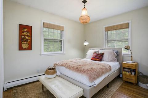 71 Cooley St, Springfield, MA 01128 photo 26