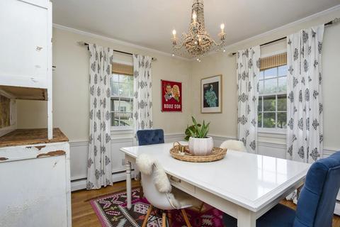71 Cooley St, Springfield, MA 01128 photo 9