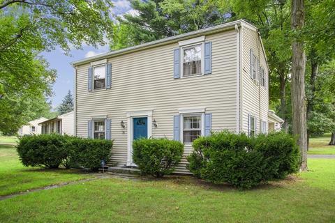 71 Cooley St, Springfield, MA 01128 photo 1