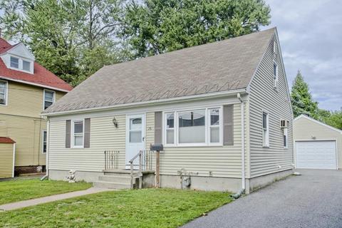 28 Silver St, Springfield, MA 01107 photo 1