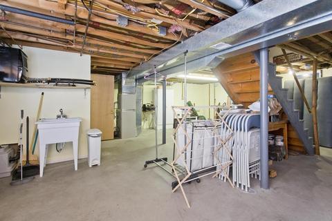 28 Silver St, Springfield, MA 01107 photo 42