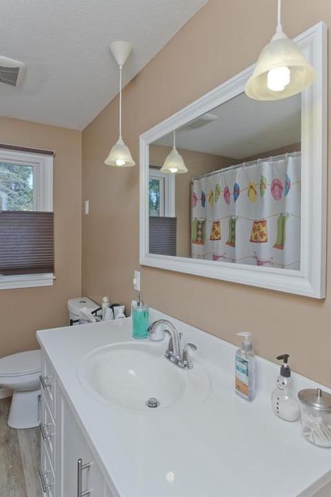 28 Silver St, Springfield, MA 01107 photo 23