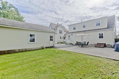 28 Silver St, Springfield, MA 01107 photo 5