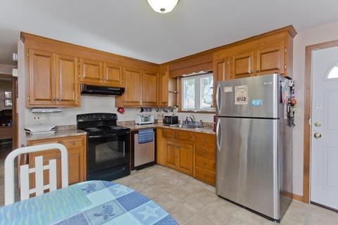 28 Silver St, Springfield, MA 01107 photo 7