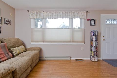 28 Silver St, Springfield, MA 01107 photo 14