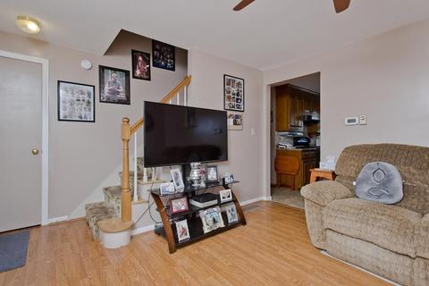 28 Silver St, Springfield, MA 01107 photo 17