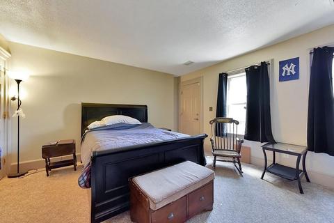 74 Temple St #4, Springfield, MA 01105 photo 12