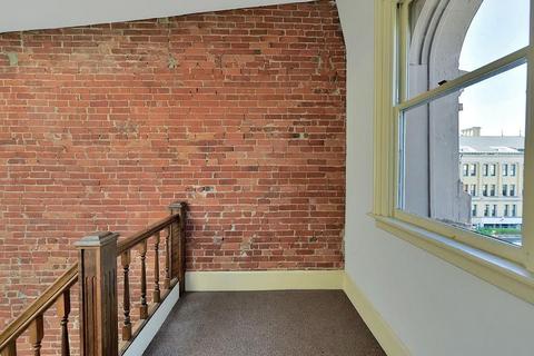 74 Temple St #4, Springfield, MA 01105 photo 15