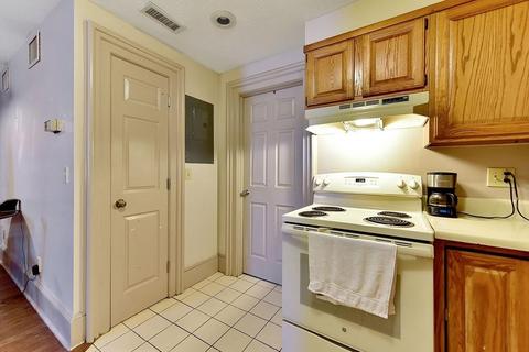 74 Temple St #4, Springfield, MA 01105 photo 10