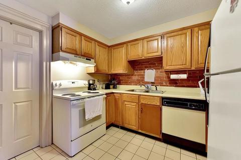 74 Temple St #4, Springfield, MA 01105 photo 9