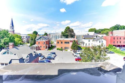 74 Temple St #4, Springfield, MA 01105 photo 4
