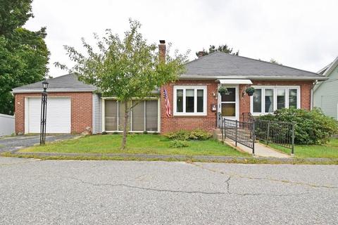 16 Waucantuck Rd, Worcester, MA 01606 photo 1