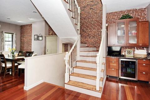 831 E Third St, Boston, MA 02127 photo 9