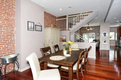 831 E Third St, Boston, MA 02127 photo 4