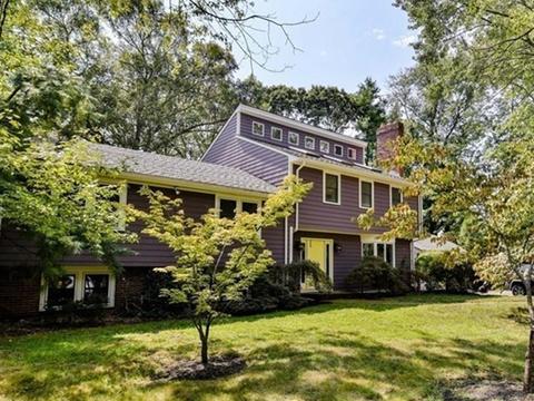52 Cushing Rd, Milton, MA 02186 photo 2