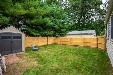 98 Gilman St, Springfield, MA 01118 photo 3