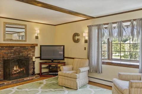 21 Crestview Dr, Millis, MA 02054 photo 7