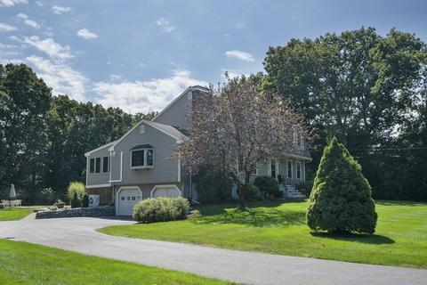 21 Crestview Dr, Millis, MA 02054 photo 2